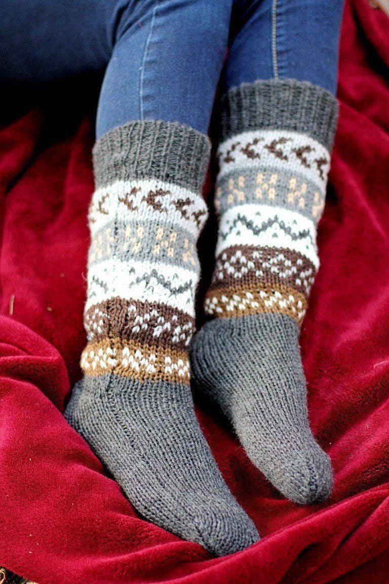 Deluxe Hand Knit Patterned Long Alpaca Socks: Brown / One Size Fits Most