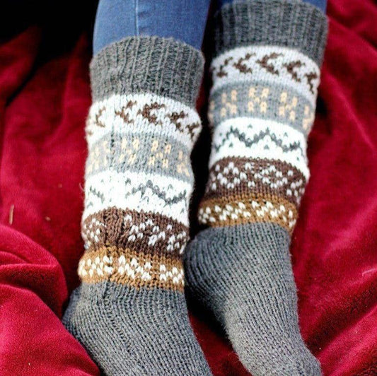 Deluxe Hand Knit Patterned Long Alpaca Socks: Grey / One Size Fits Most